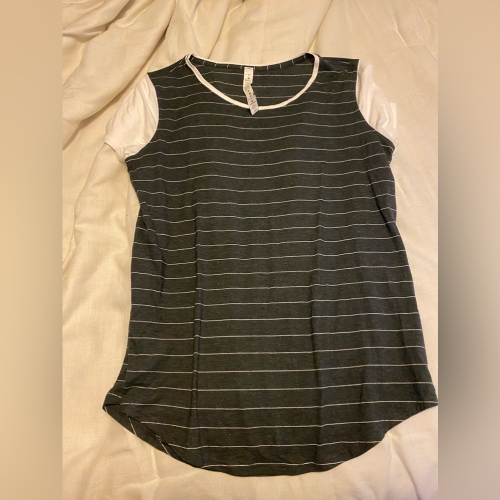 Lululemon top!!!